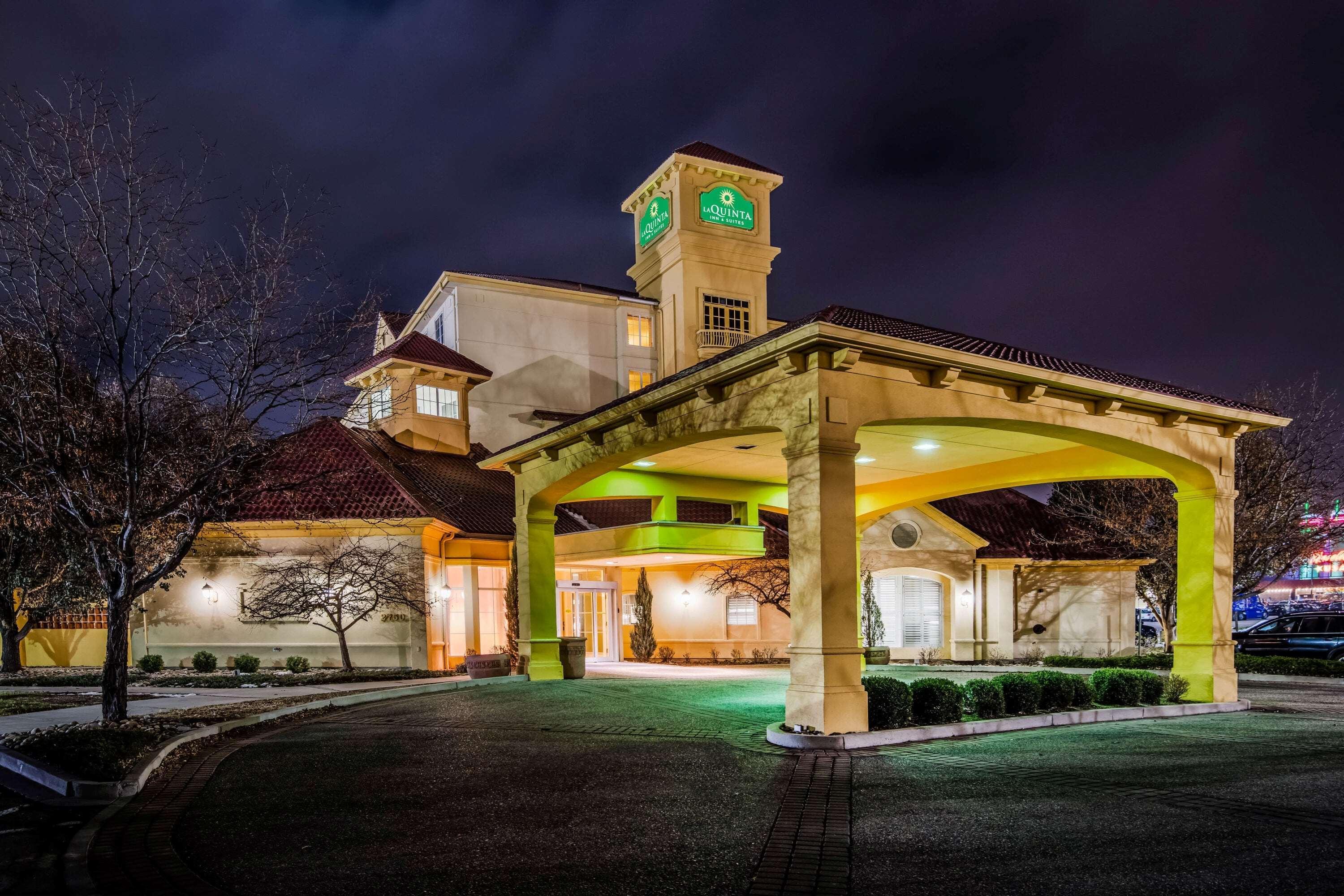 La Quinta By Wyndham Colorado Springs South Airport Hotel Exterior foto